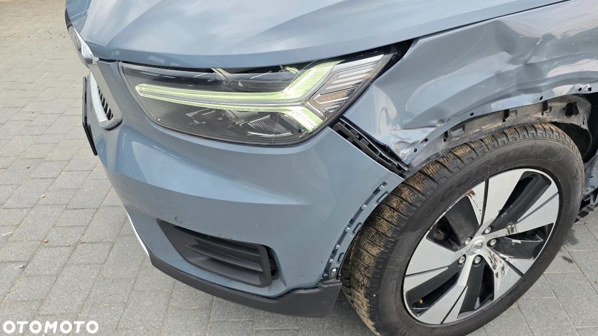 Volvo XC 40 T4 Plug-In Hybrid Core - 24