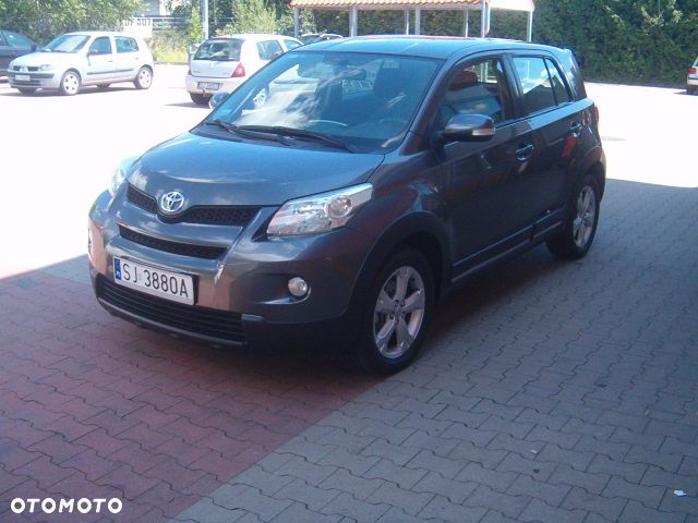 Toyota Urban Cruiser - 1
