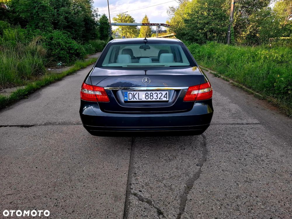 Mercedes-Benz Klasa E 220 CDI DPF BlueEFFICIENCY Elegance - 7
