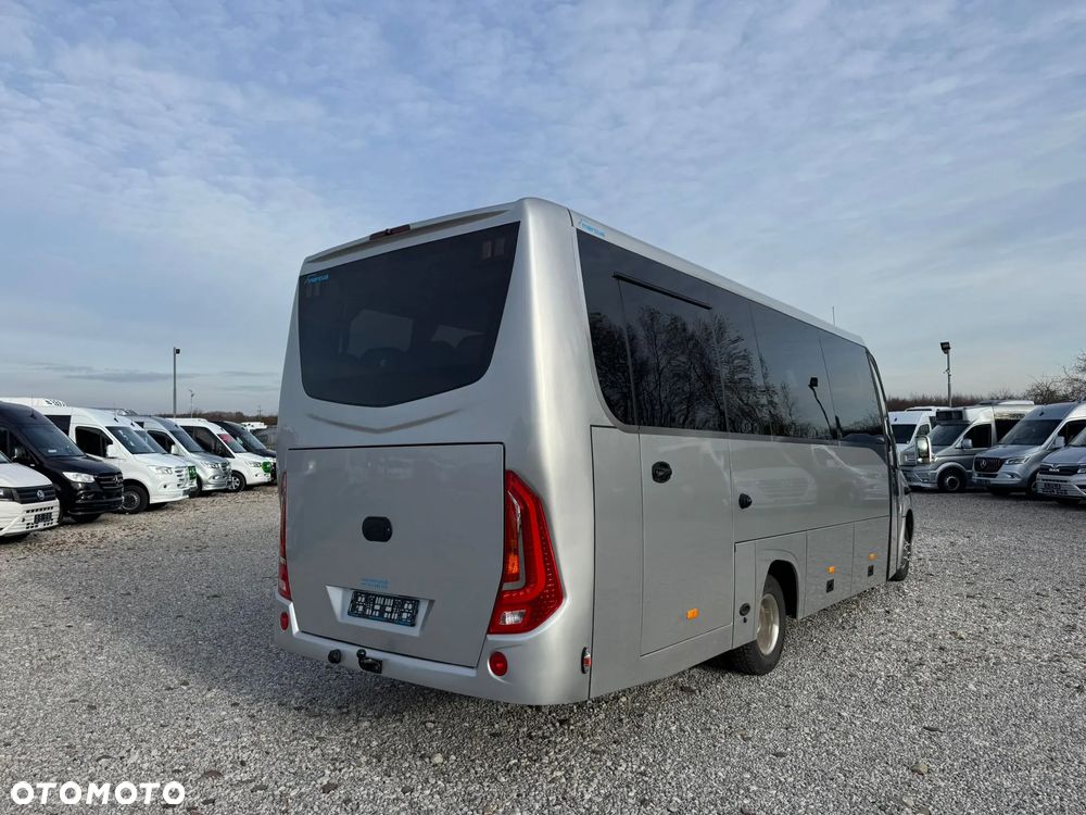 Mercedes-Benz Sprinter 519 - 4