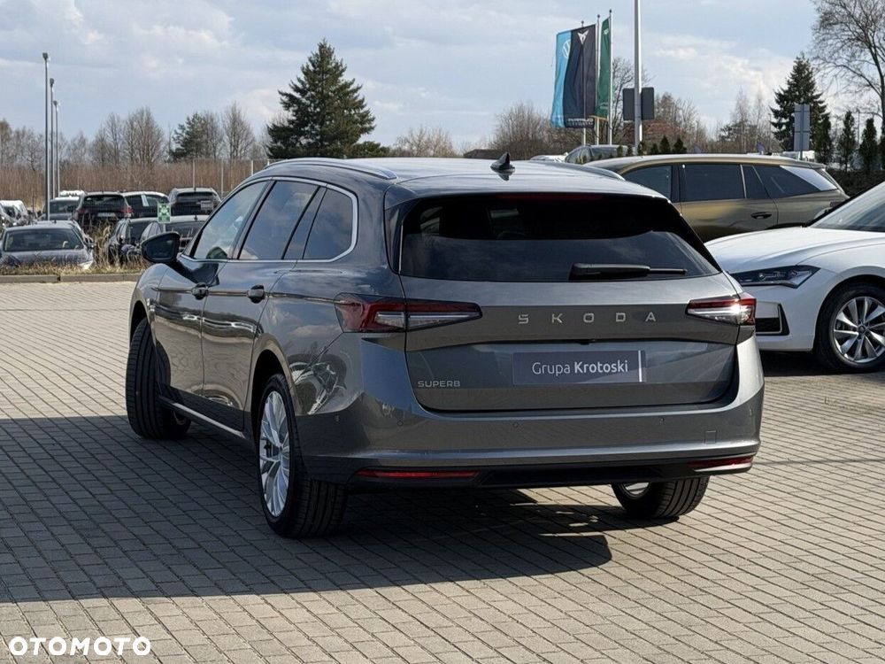 Skoda Superb 2.0 TDI SCR Drive DSG - 6