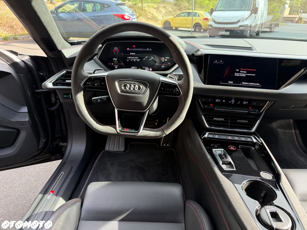 Audi e-tron GT - 15