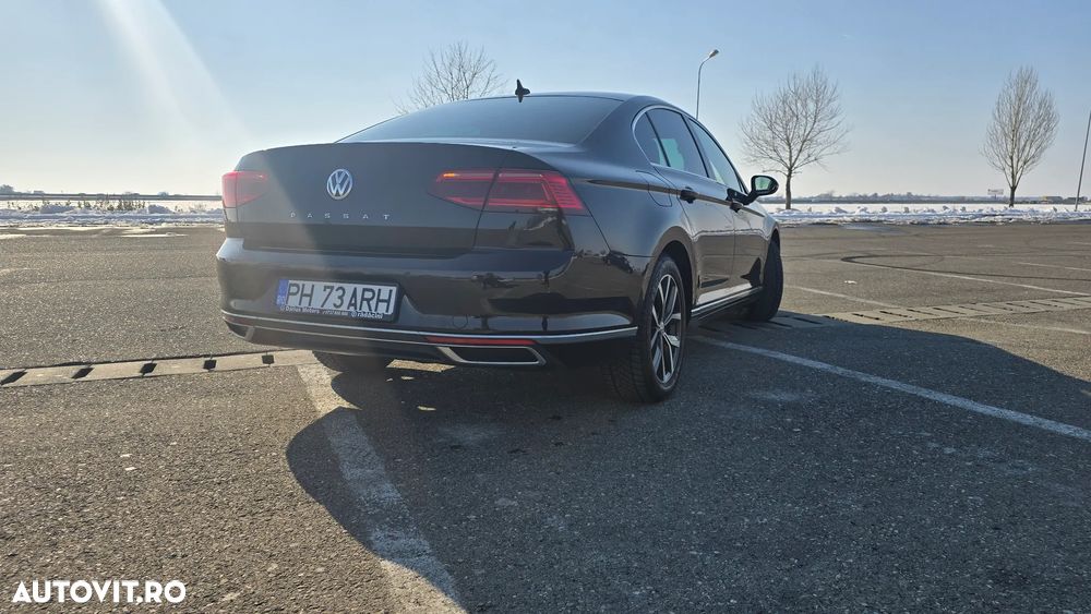 Volkswagen Passat 2.0 TDI DSG Highline - 5