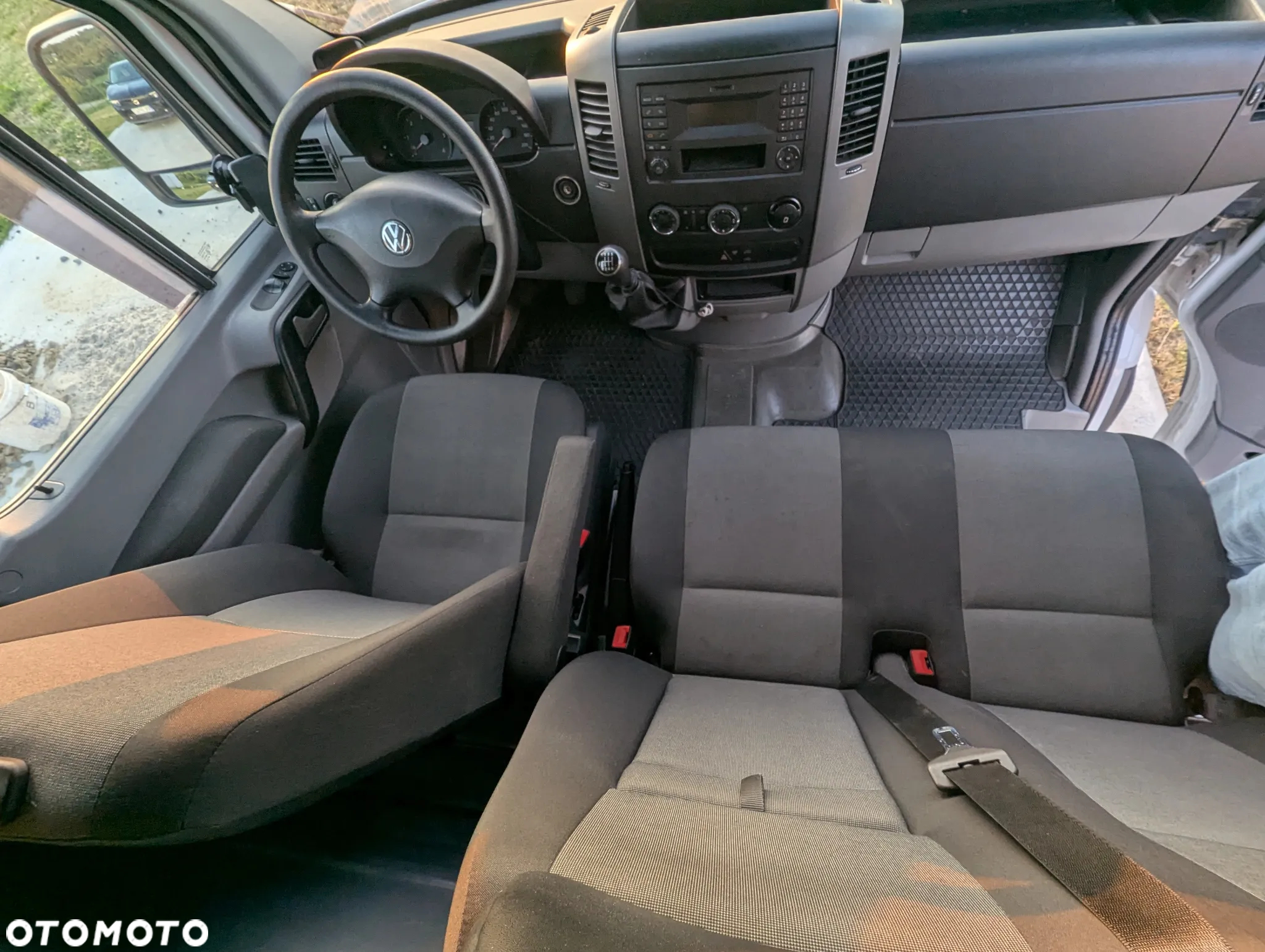 Volkswagen CRAFTER - 2