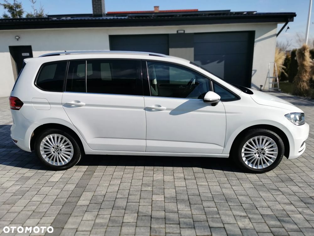Volkswagen Touran 2.0 TDI BMT Highline DSG - 9