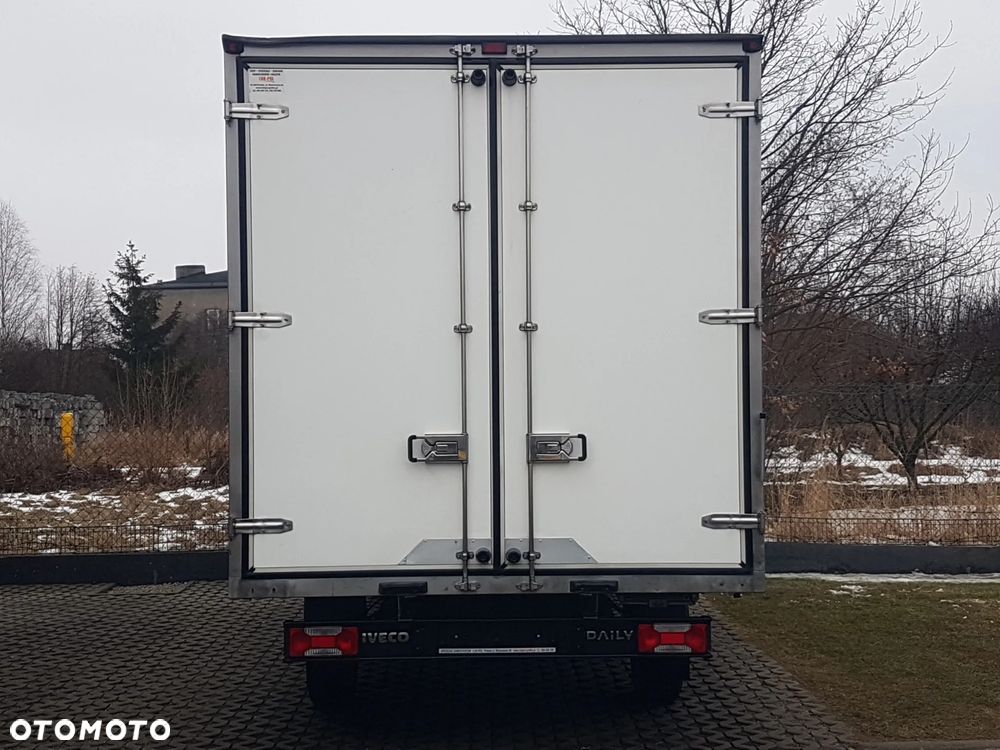 Iveco DAILY 8 EP KONTENER 4,15x2,22x2,21 KLIMA KRAJOWY 35S12 - 16
