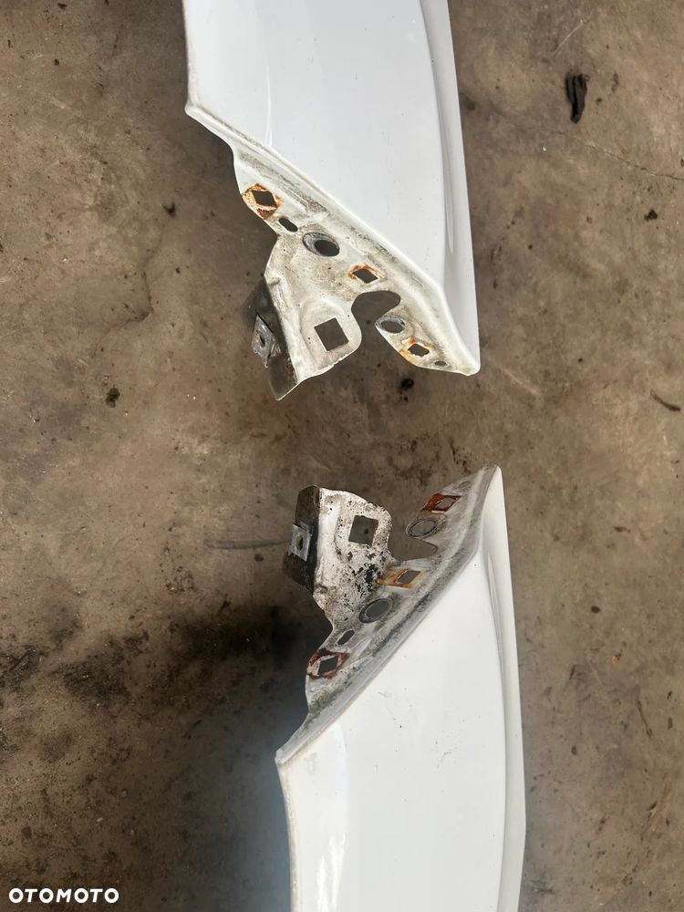 BŁOTNIK LEWY PRAWY PRZÓD FORD FIESTA MK7 - 12