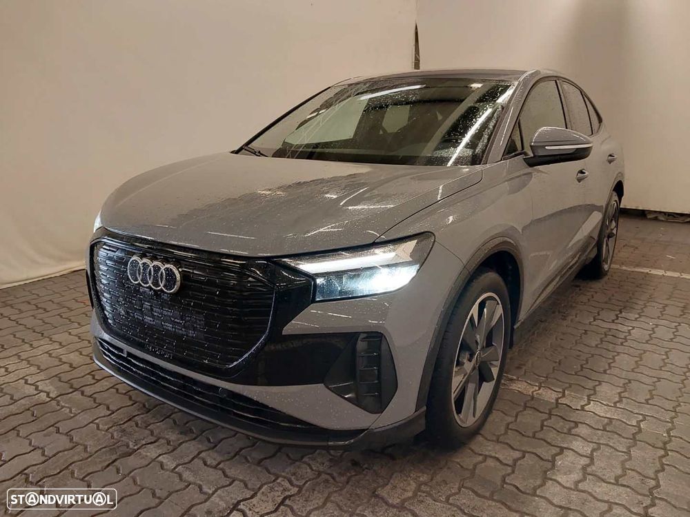 Audi Q4 e-tron 40 - 1