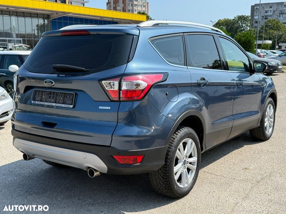 Ford Kuga 1.5 EcoBoost 2WD Trend - 4