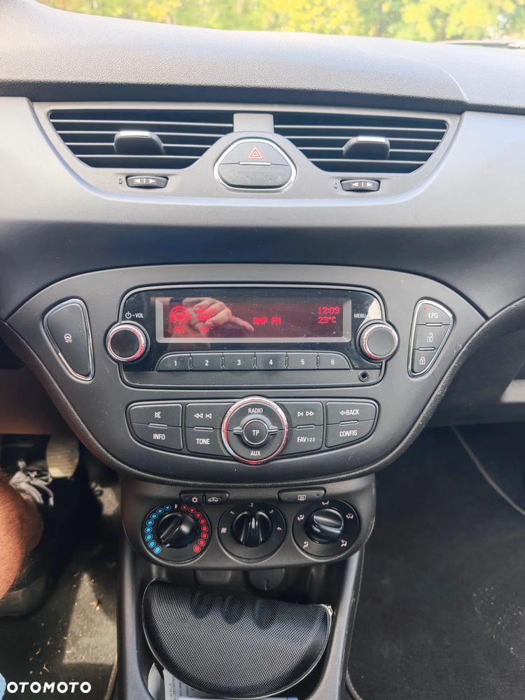 Opel Corsa - 23
