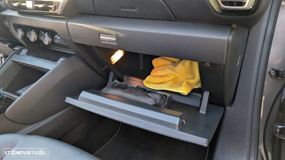 Citroën C4 1.2 PureTech Shine Pack EAT8 - 27