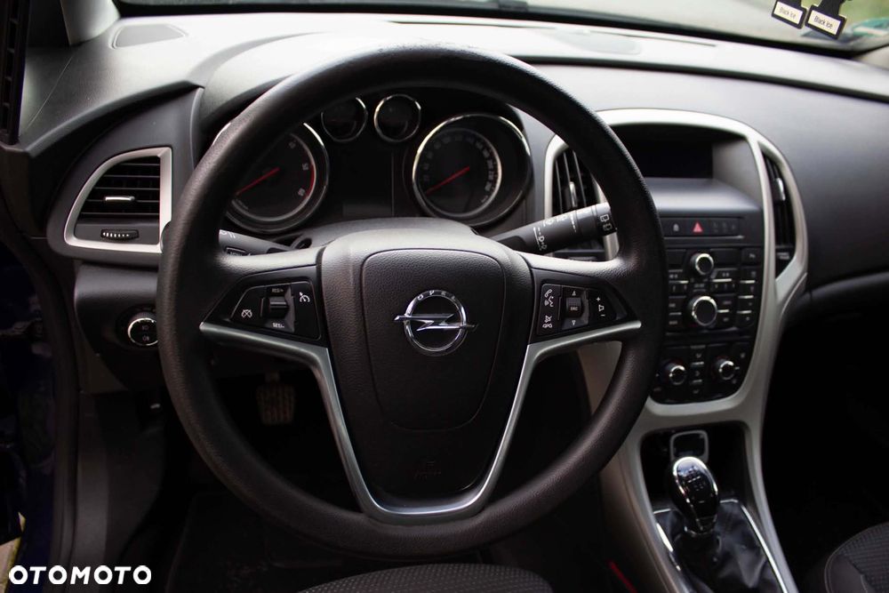 Opel Astra 1.7 CDTI DPF Active - 9
