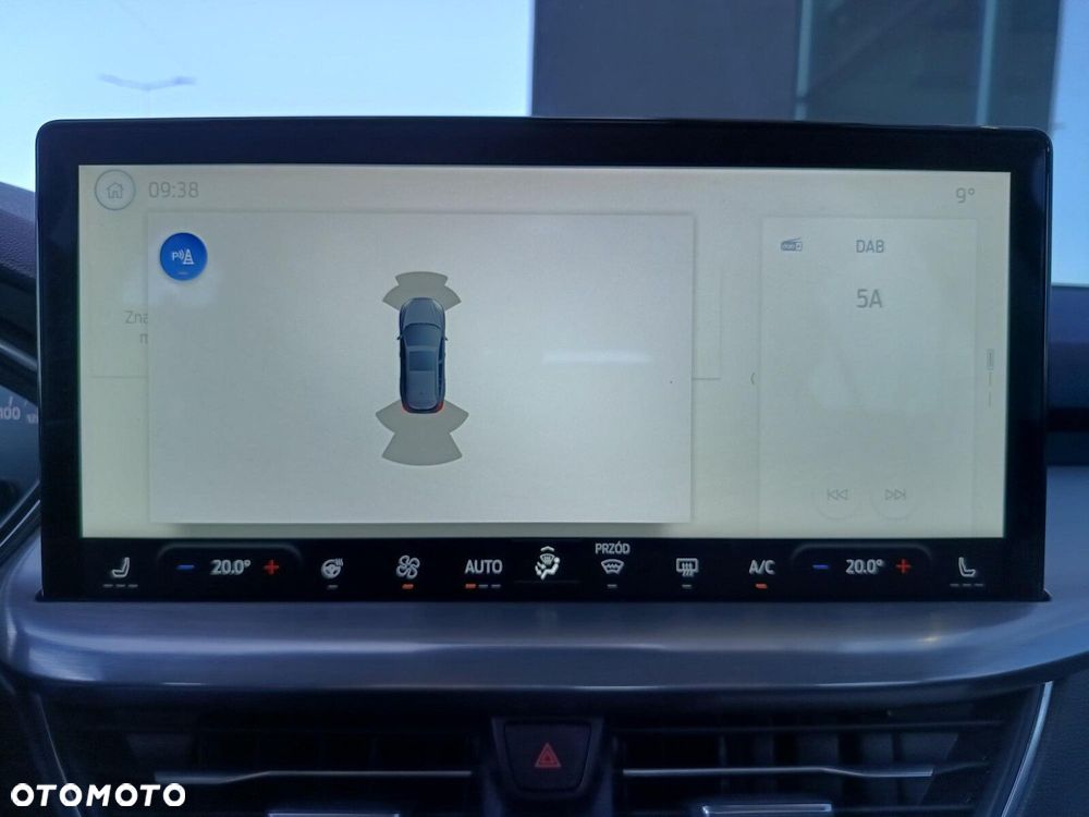 Ford Focus 1.0 EcoBoost Titanium - 29