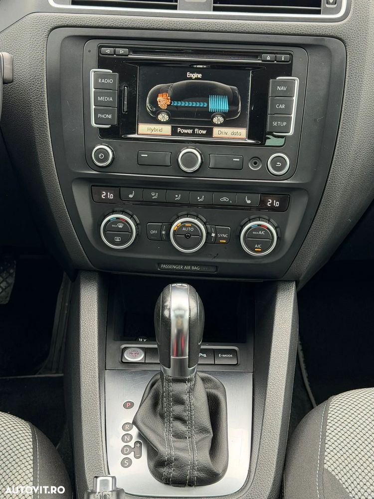 Volkswagen Jetta 1.4 DSG Highline - 5