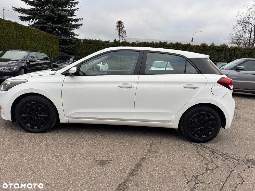 Hyundai i20 1.1 CRDi YES Silver - 7