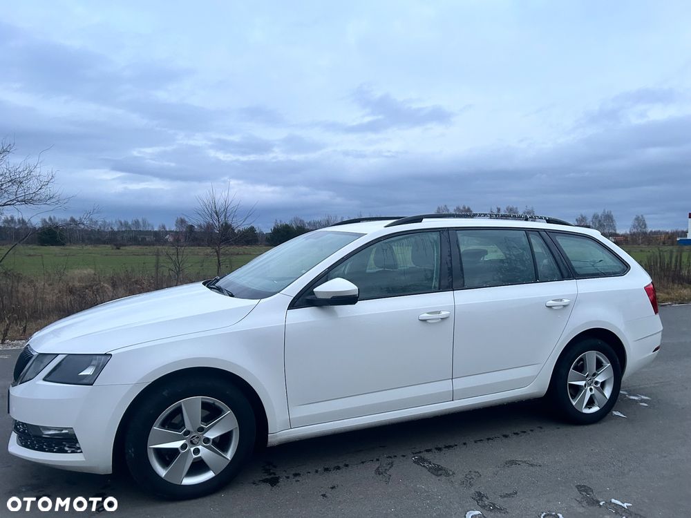 Skoda Octavia 1.6 TDI Ambition - 14