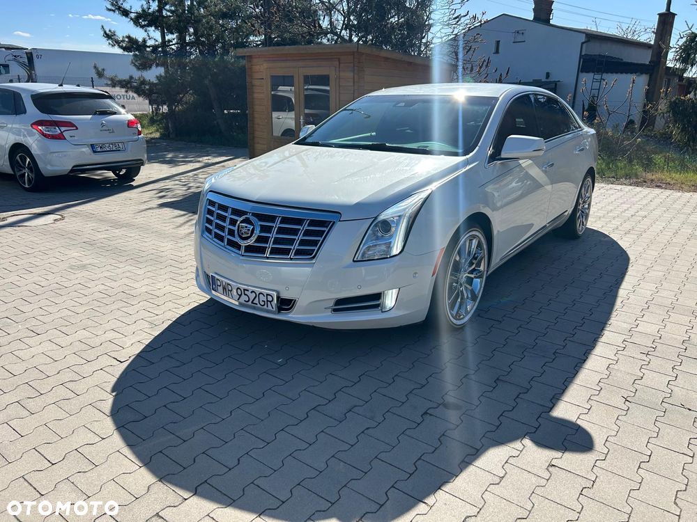 Cadillac XTS - 14