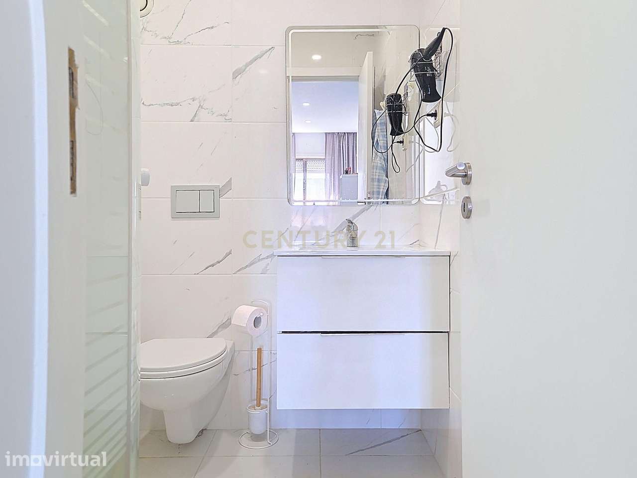 Moderno T2 transformado em T2+1 em Matosinhos Junto ao metro - Grande imagem: 5/22