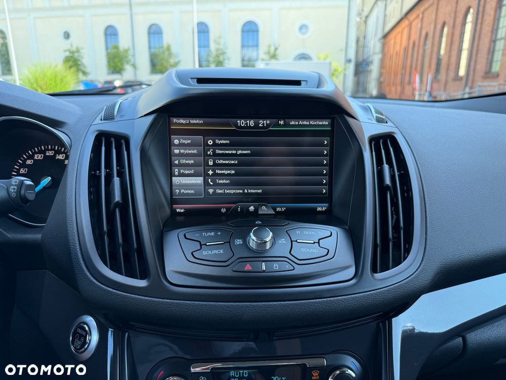 Ford Kuga 1.5 EcoBoost 2x4 Titanium - 20