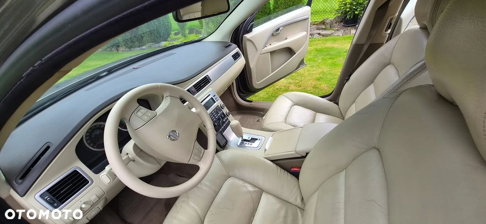 Volvo XC 70 D5 AWD Summum - 7