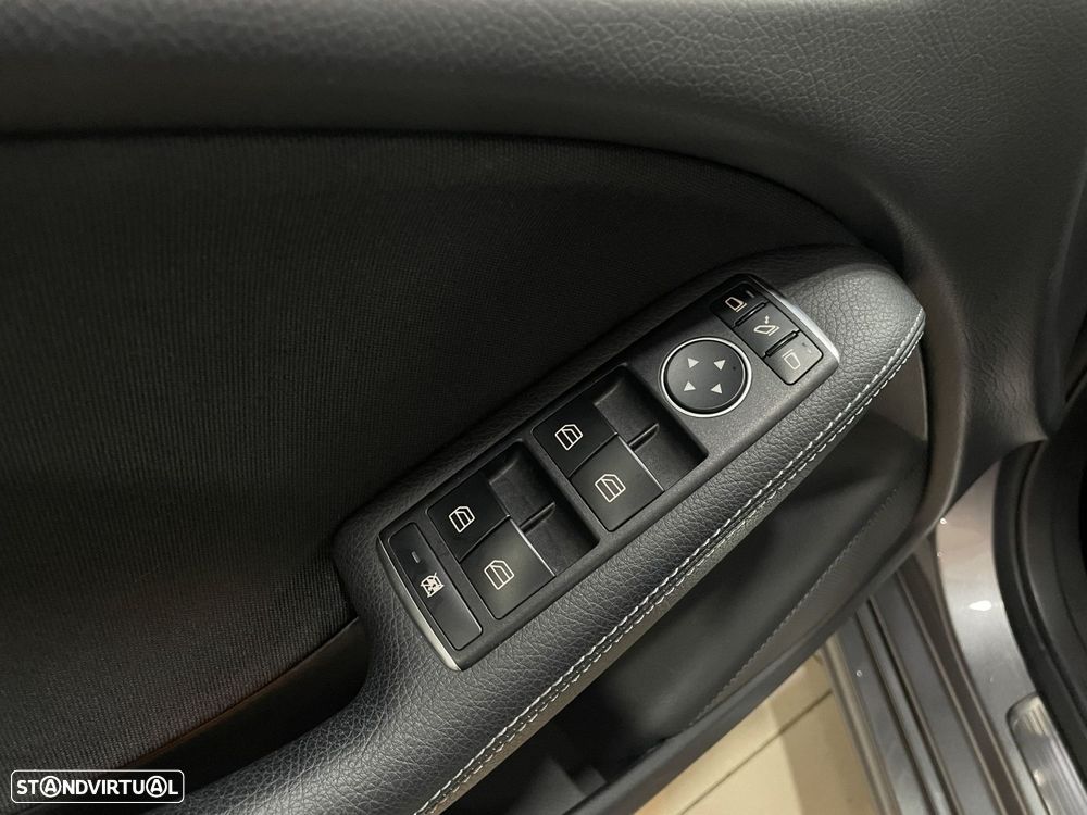 Mercedes-Benz B 180 d Style - 26