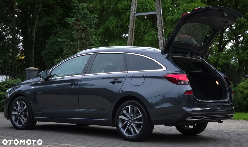 Hyundai i30 1.0 T-GDI GO Plus - 11