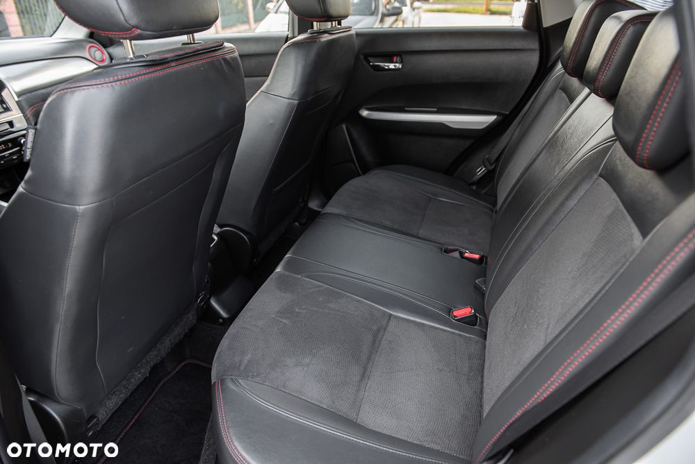 Suzuki Vitara 1.4 Boosterjet Allgrip Comfort+ - 27