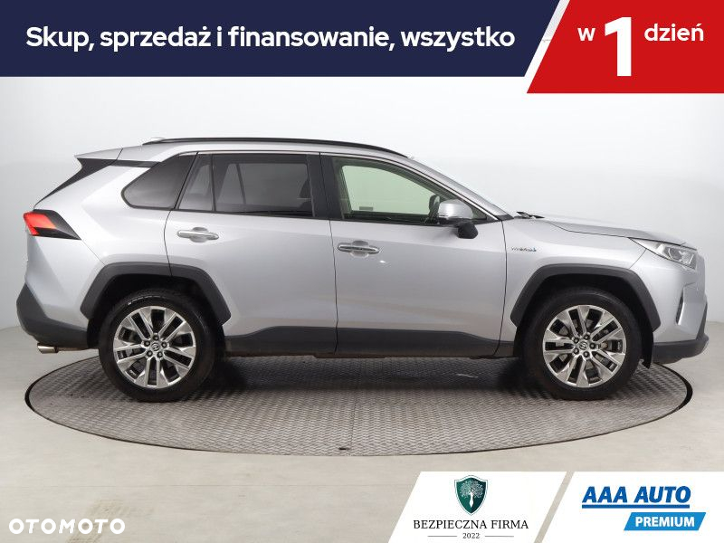 Toyota RAV4 - 7