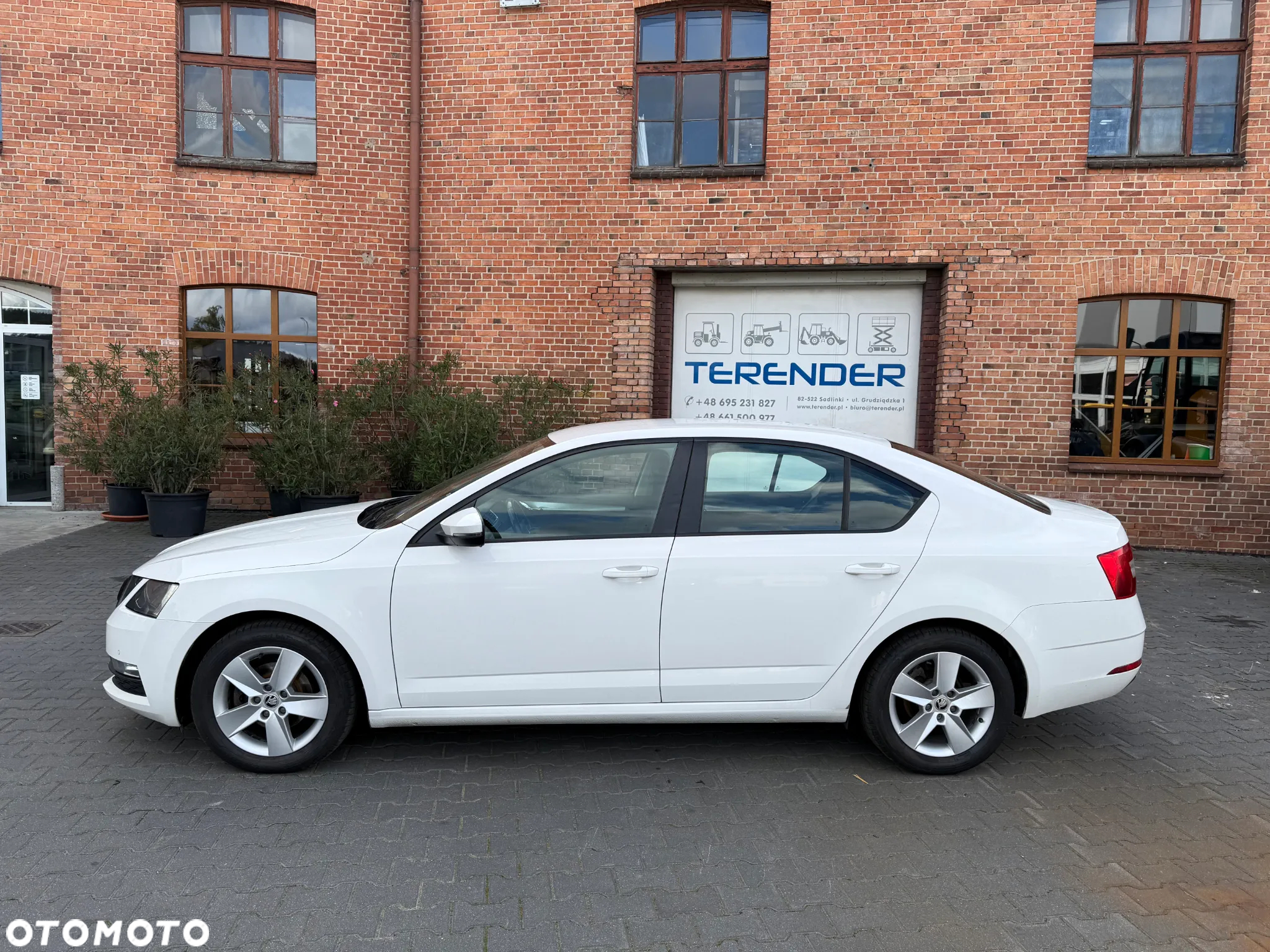 Skoda Octavia 1.6 TDI Ambition - 2