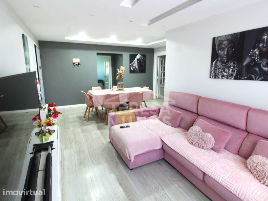 APARTAMENTO T4 - BARREIRO /CIDADE SOL - Grande imagem: 2/21