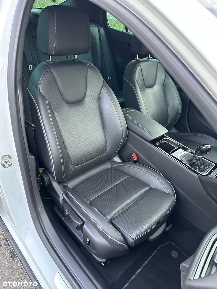 Opel Insignia 1.5 ECOTEC Direct Inj Turbo Exclusive - 25