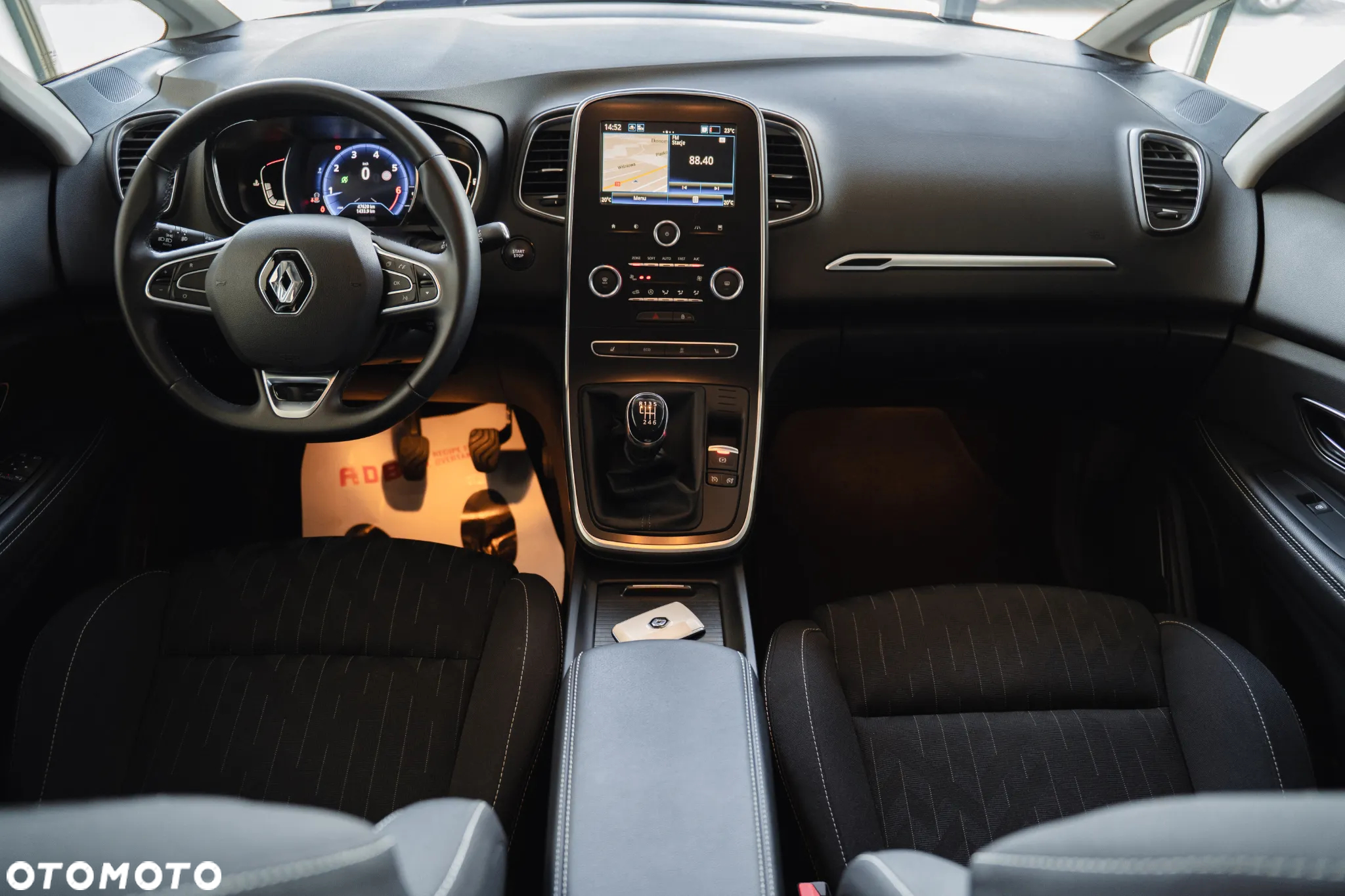 Renault Grand Scenic TCe 115 GPF LIMITED - 10