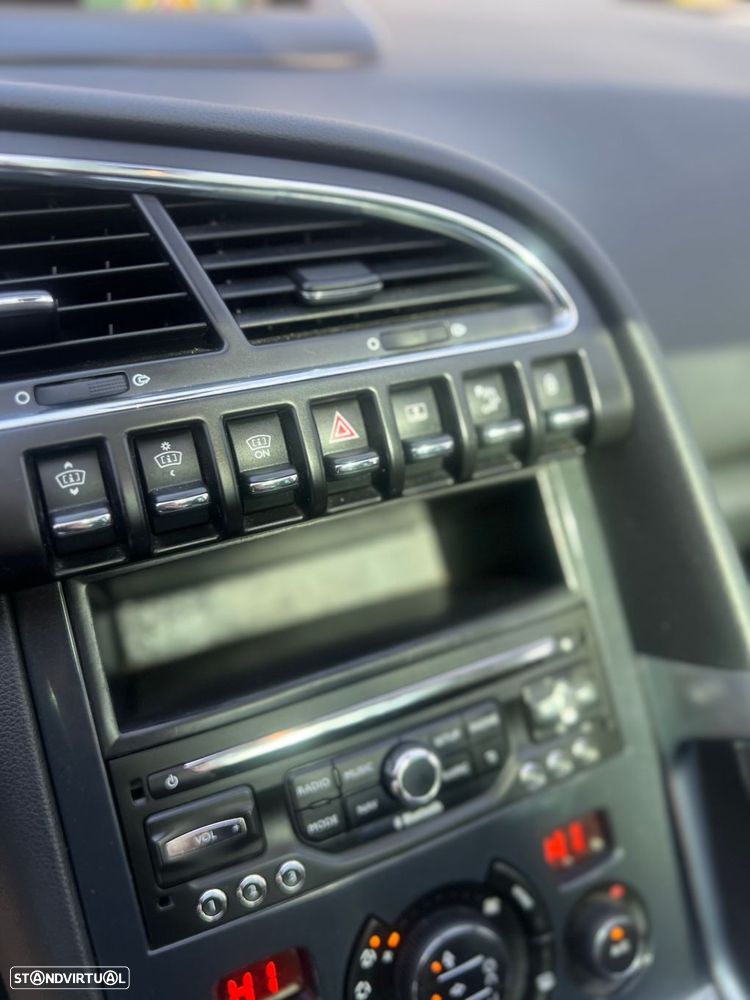 Peugeot 3008 1.6 BlueHDi Allure EAT6 - 33