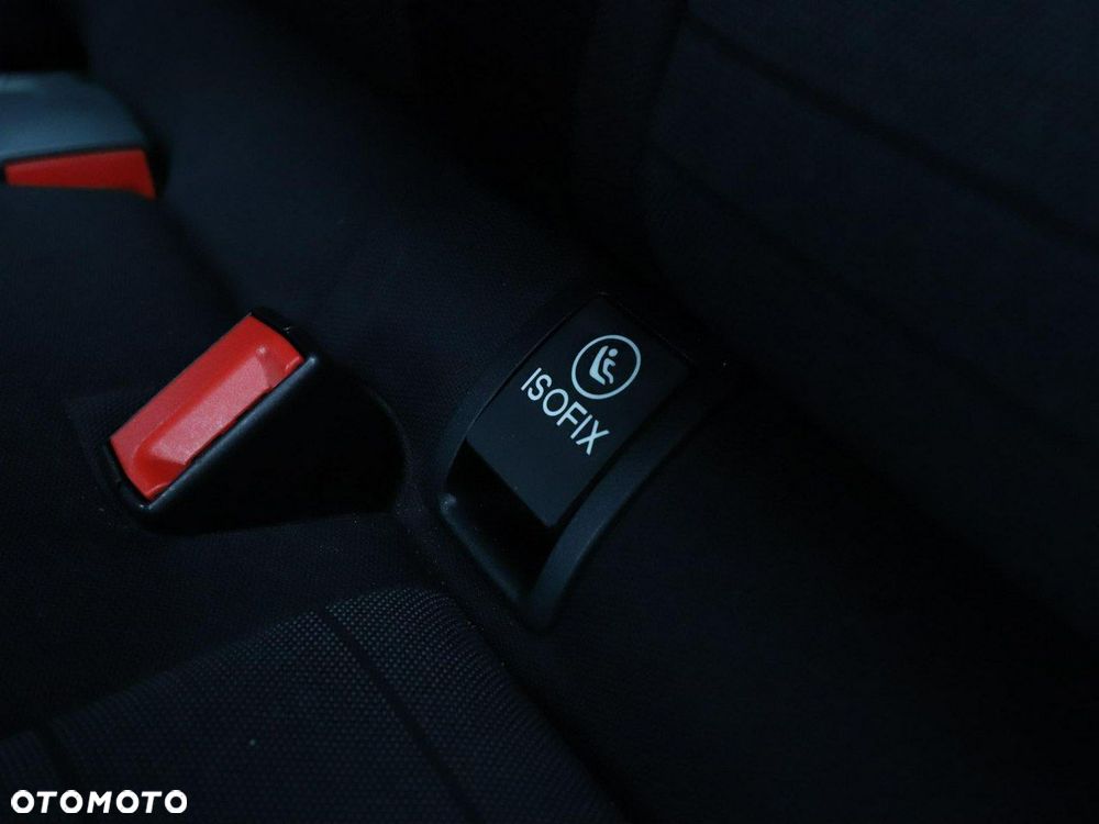 Mercedes-Benz Klasa C - 37