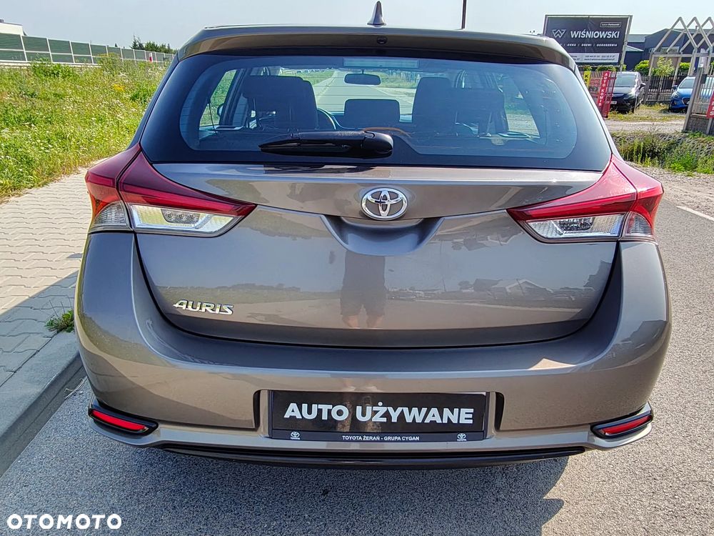 Toyota Auris 1.6 Classic Plus - 29