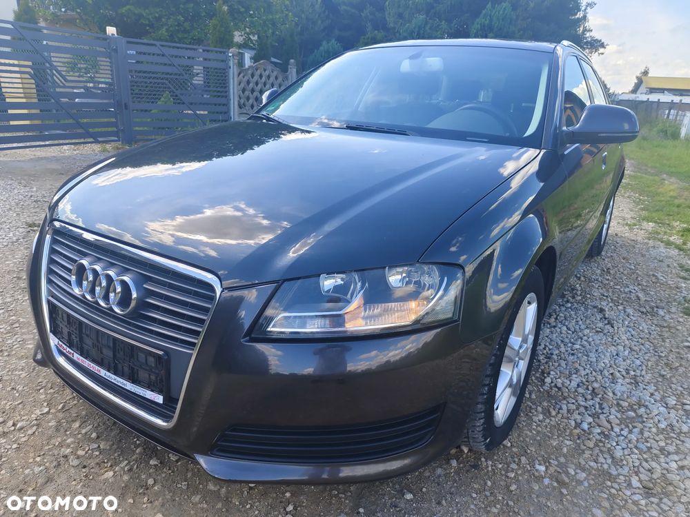 Audi A3 Sportback 1.4 TFSI Attraction - 2