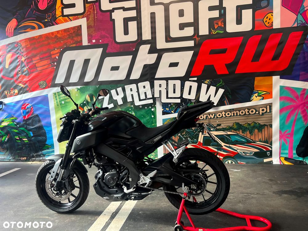 Yamaha MT - 12