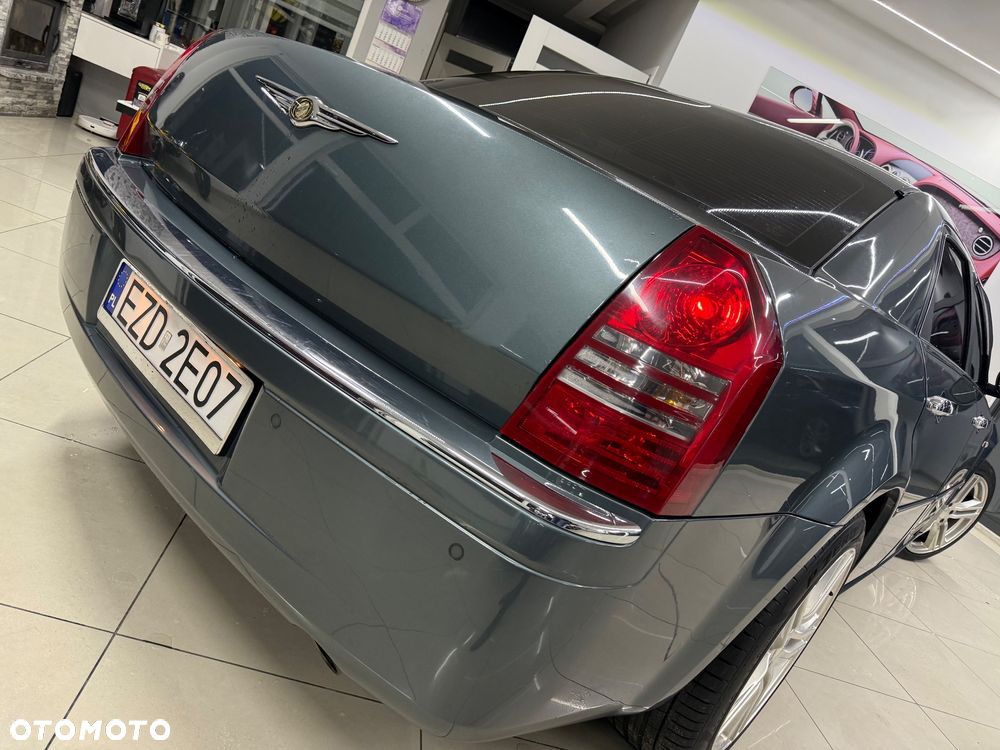 Chrysler 300C 3.0 V6 CRD - 17