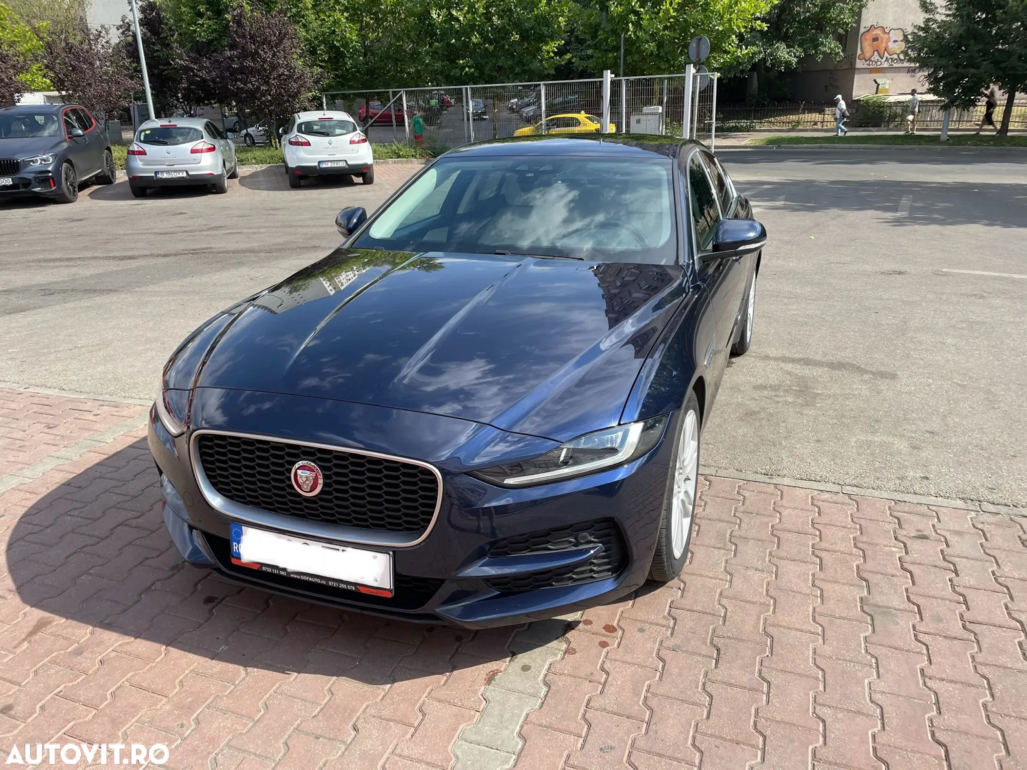 Jaguar XE D180 Aut. SE - 1