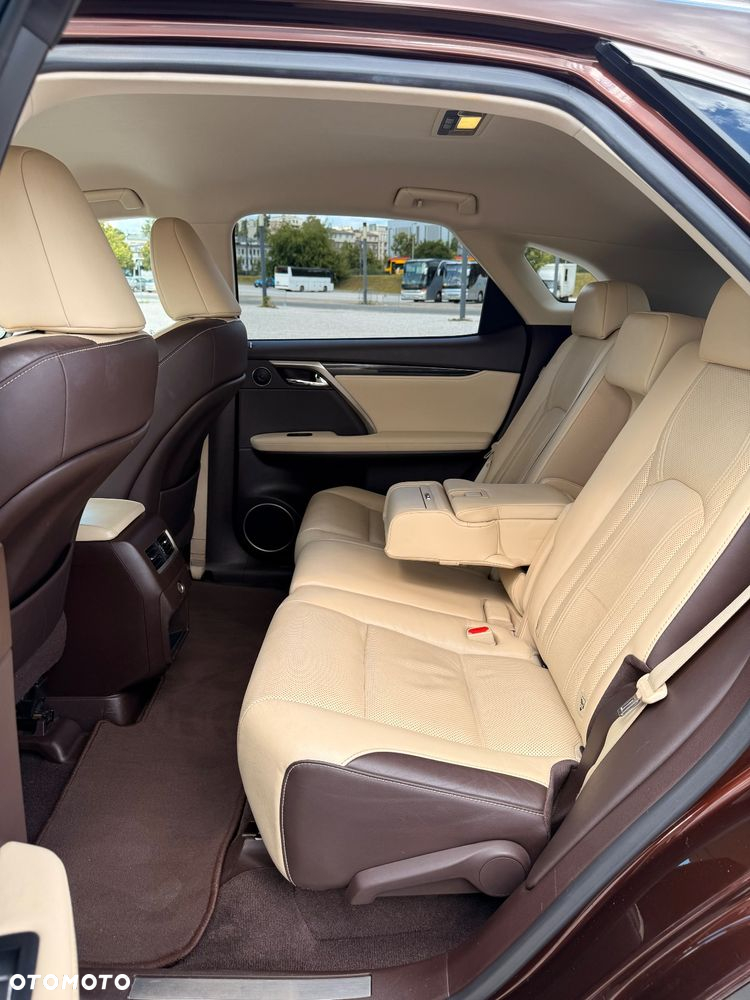 Lexus RX - 10