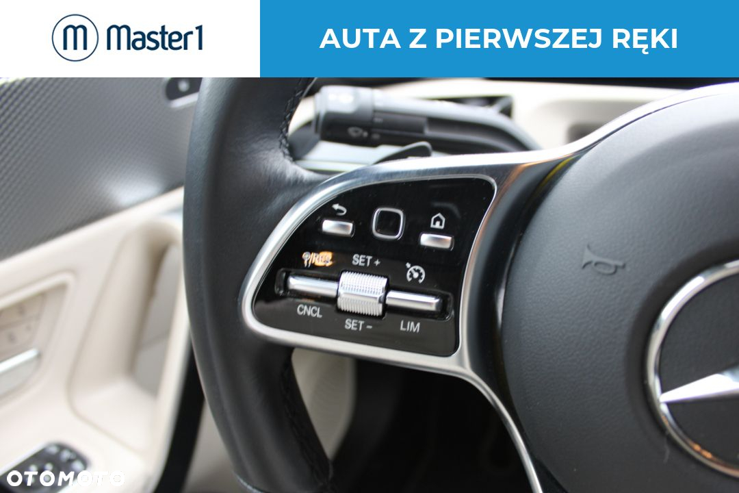 Mercedes-Benz CLA 200 Progressive 7G-DCT - 20