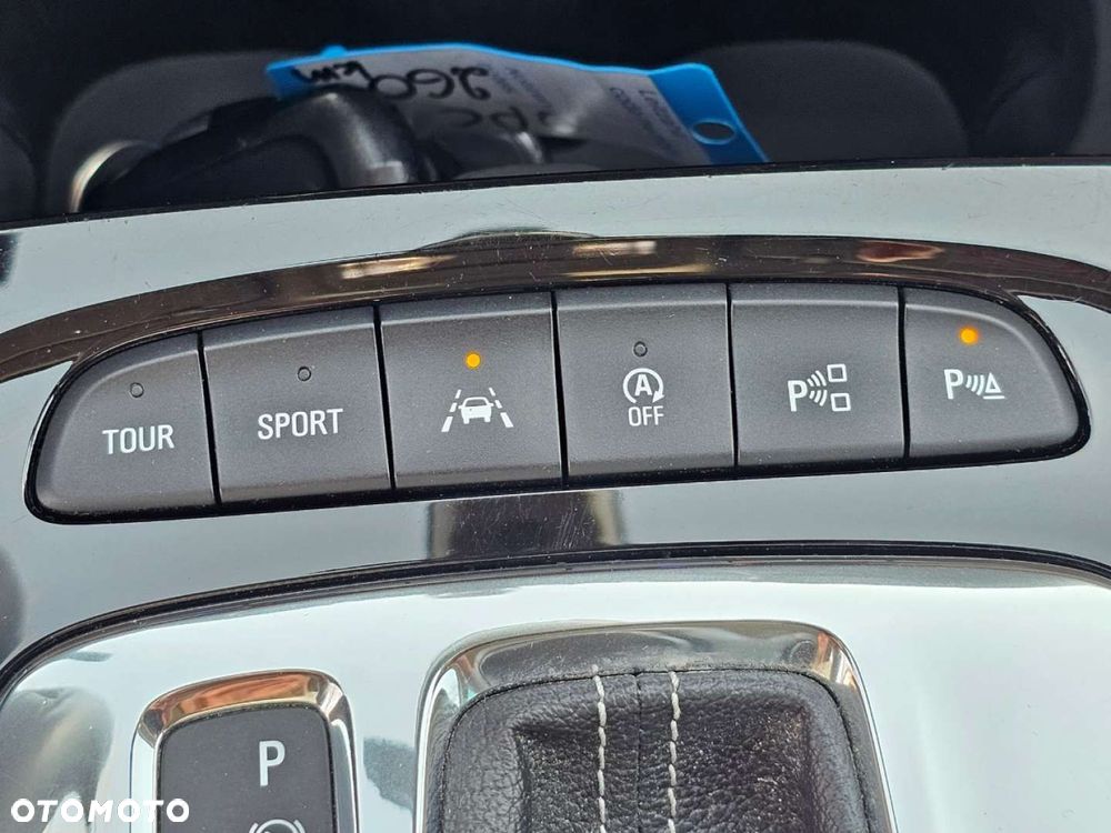 Opel Insignia - 29