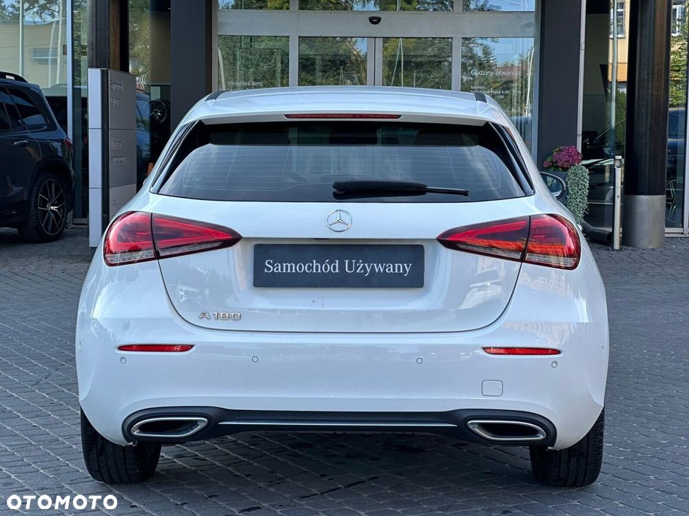 Mercedes-Benz Klasa A 180 Progressive 7G-DCT - 4
