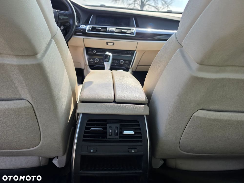 BMW 5GT 530d - 8