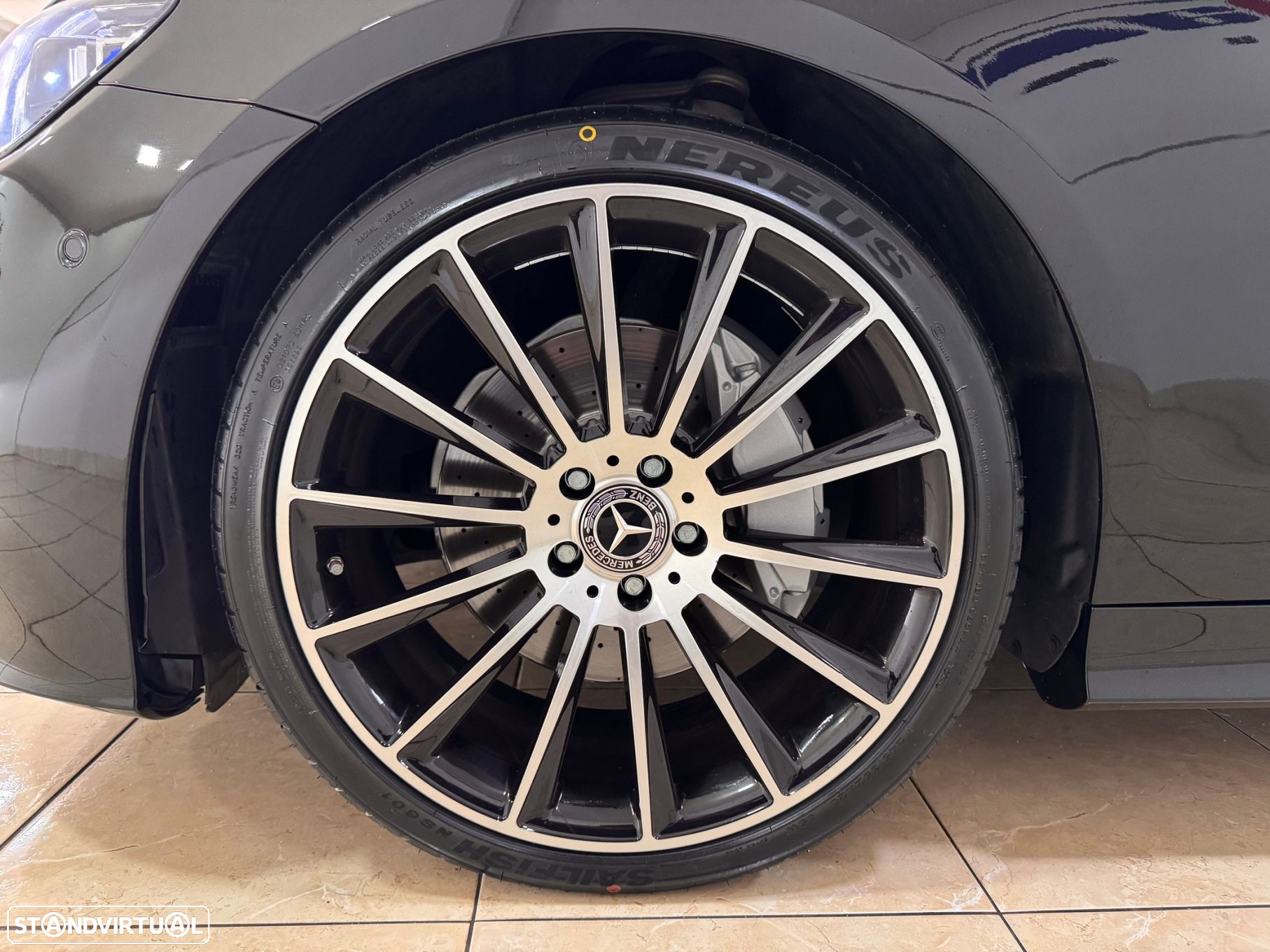 Mercedes-Benz E 220 d AMG Line - 6