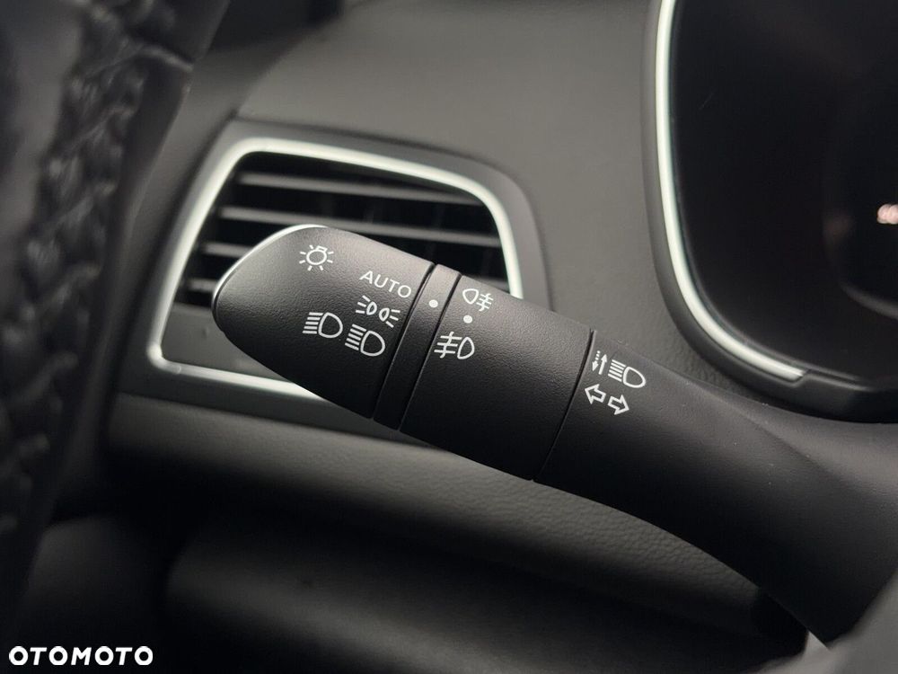 Renault Megane 1.3 TCe FAP Intens EDC - 16