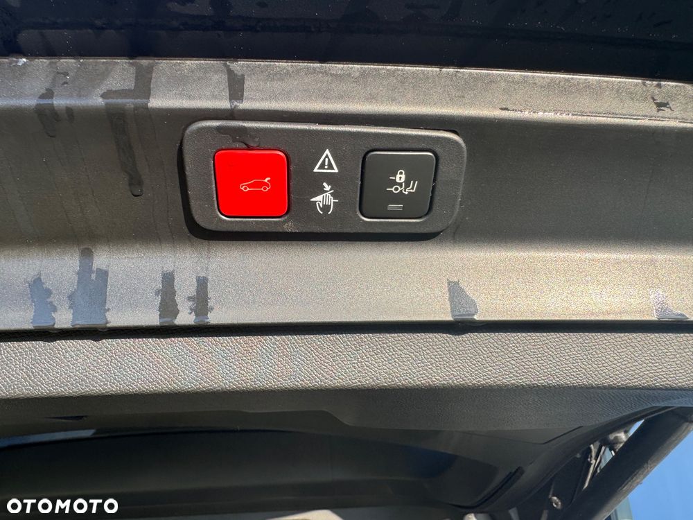 Peugeot 5008 1.6 PureTech GT Pack S&S EAT8 - 16