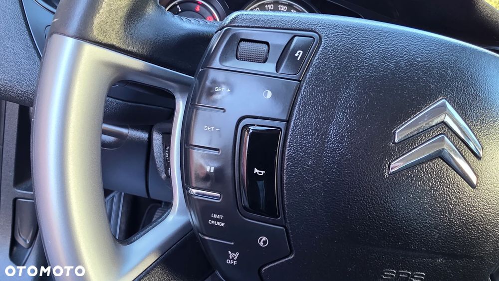 Citroën C5 2.0 HDi Dynamique Equilibre Navi - 13