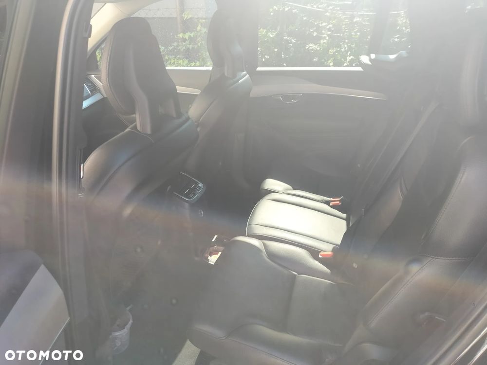 Volvo XC 90 - 3
