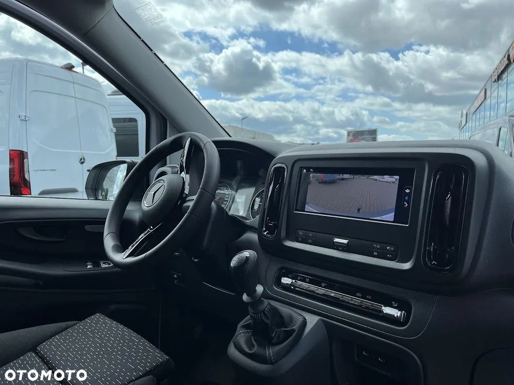 Mercedes-Benz Vito - 12